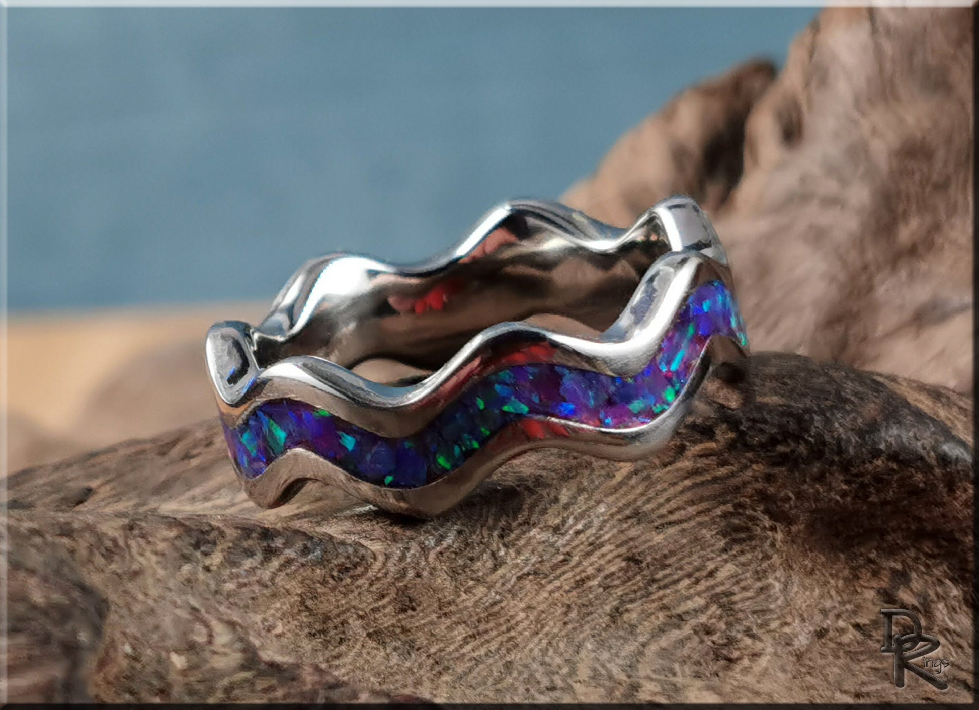Titanium Clamshell Ring w/Opal inlay - metal ring