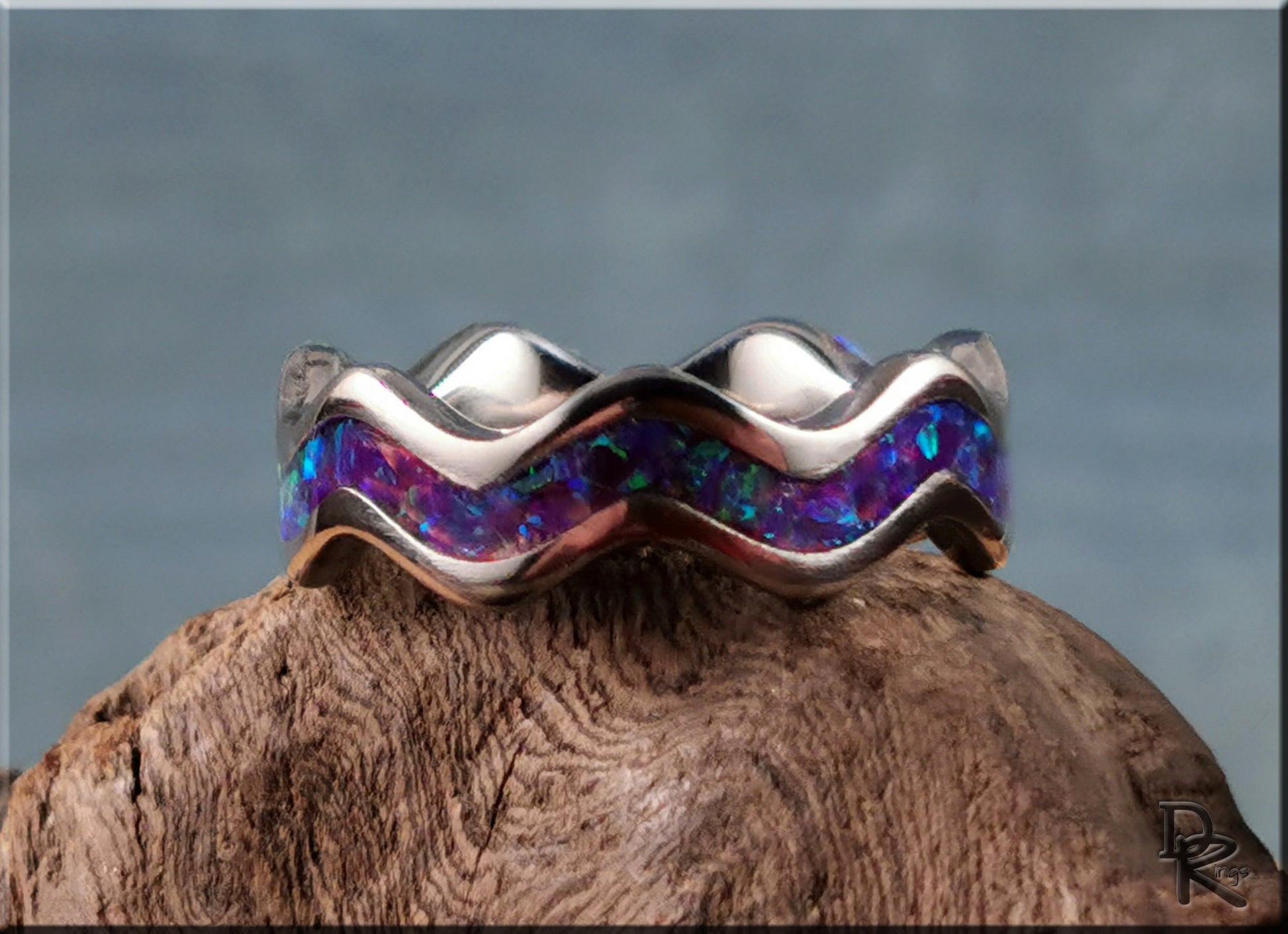Titanium Clamshell Ring w/Opal inlay - metal ring