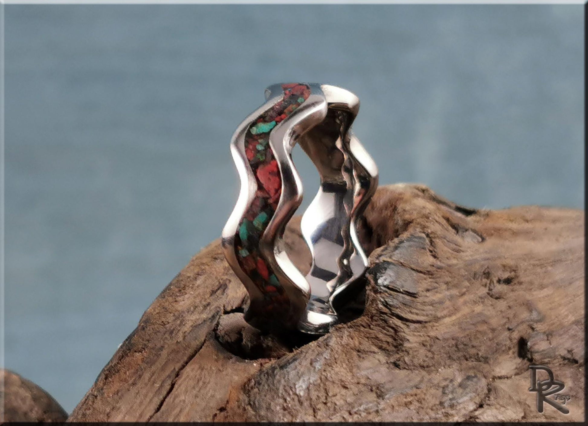 Titanium Clamshell Ring w/Sonora Sunrise/Sunset inlay - metal ring