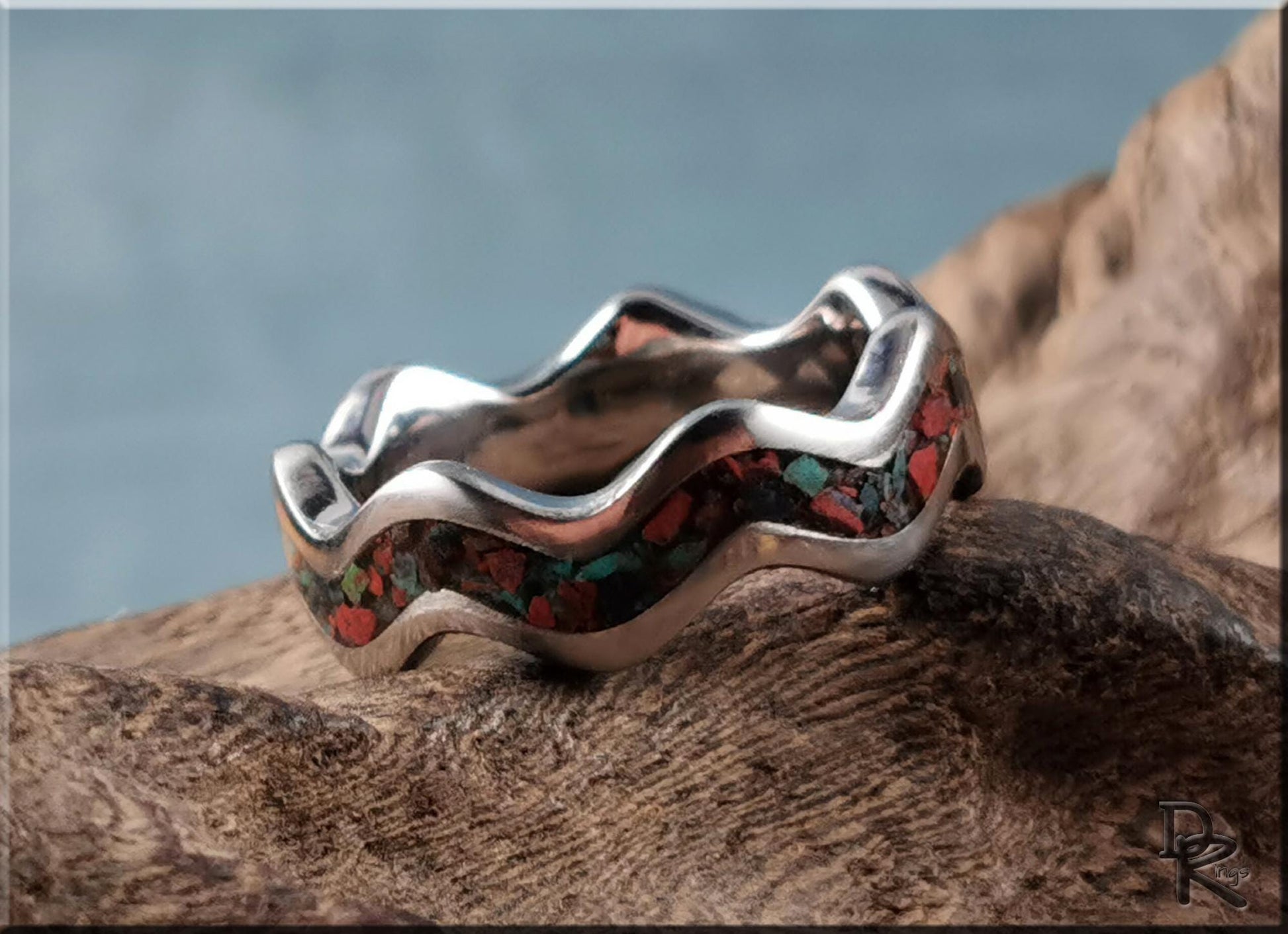 Titanium Clamshell Ring w/Sonora Sunrise/Sunset inlay - metal ring