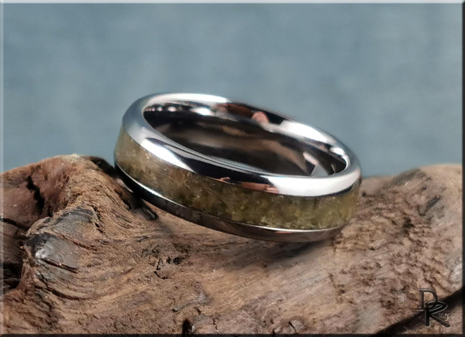 Domed Edge Tungsten Carbide Ring w/Mali Garnet (Grandite) inlay - metal ring