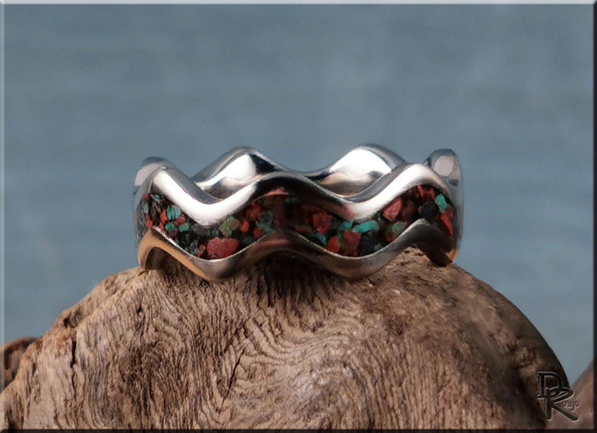 Titanium Clamshell Ring w/Sonora Sunrise/Sunset inlay - metal ring