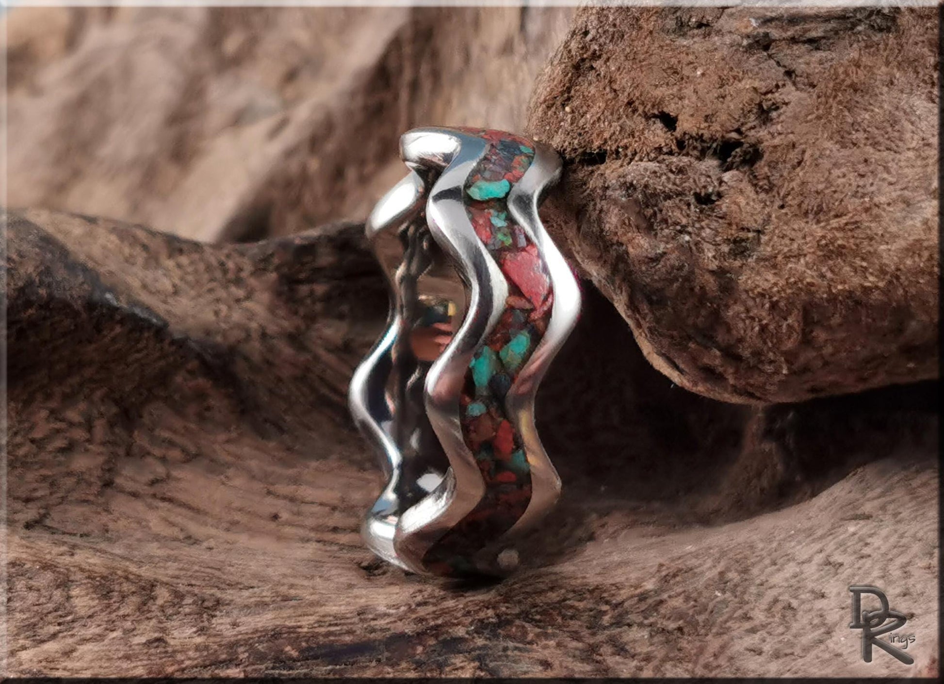 Titanium Clamshell Ring w/Sonora Sunrise/Sunset inlay - metal ring