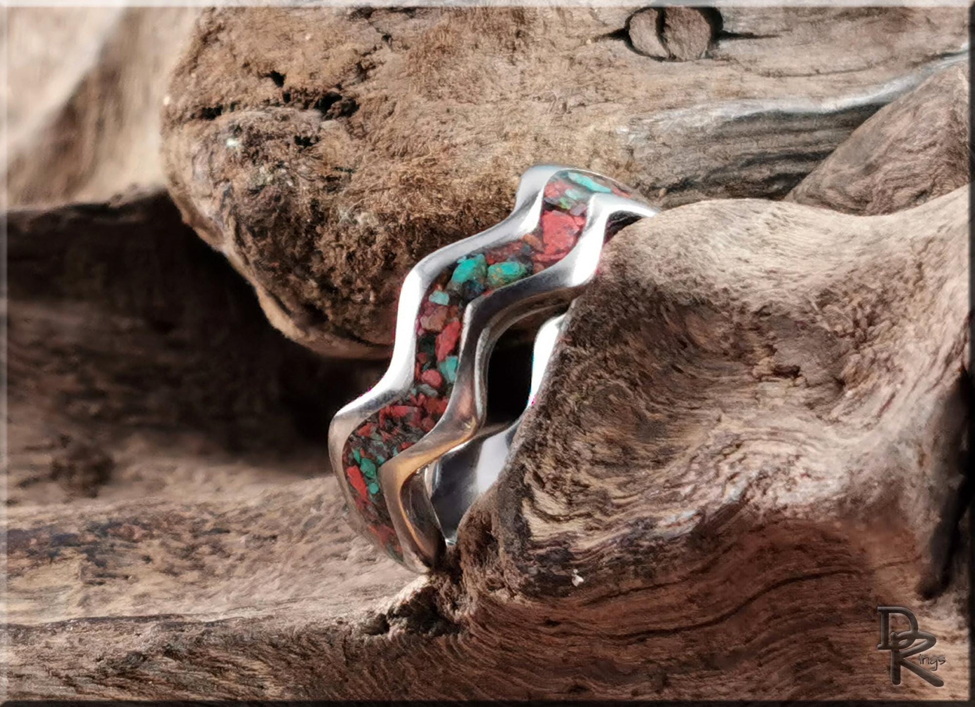 Titanium Clamshell Ring w/Sonora Sunrise/Sunset inlay - metal ring