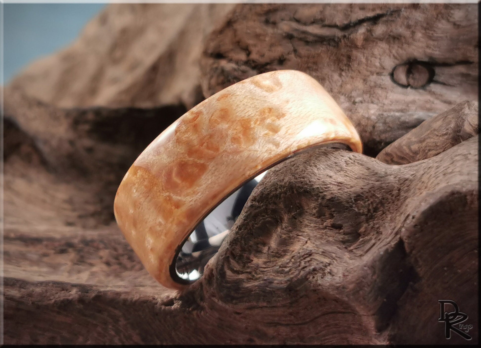 Bentwood Ring - Birdseye Maple on titanium ring core - wood ring