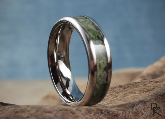 Titanium Channel Ring w/Vesuvianite (California Jade) Stone inlay