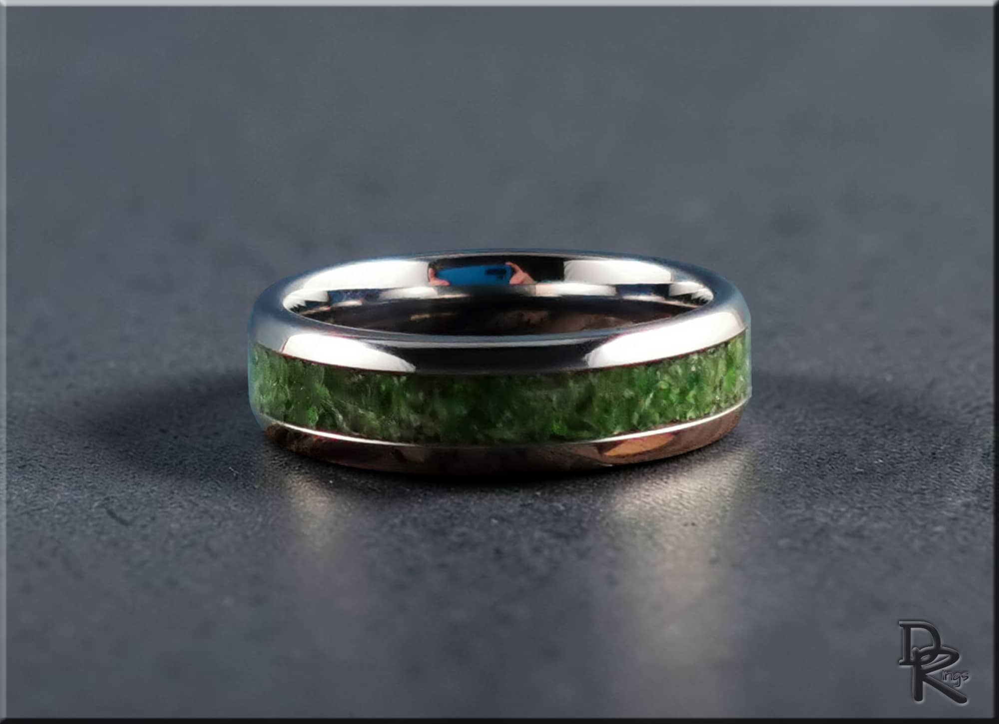 Tungsten Carbide Ring with Chrome Diopside Inlay