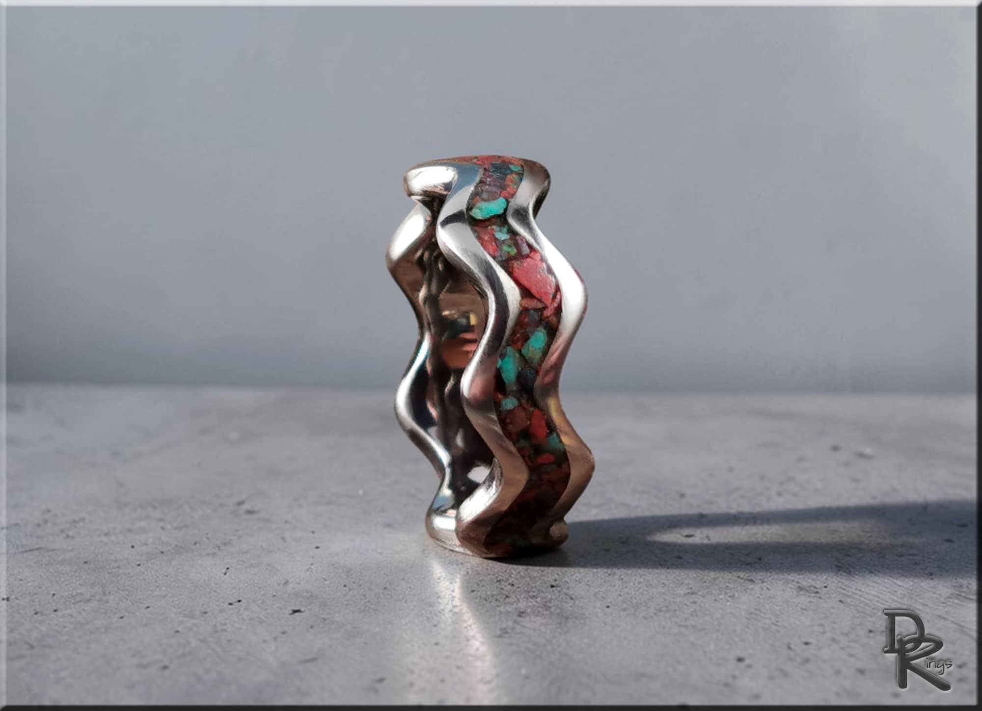 Titanium Clamshell Ring with Sonora Sunrise Inlay