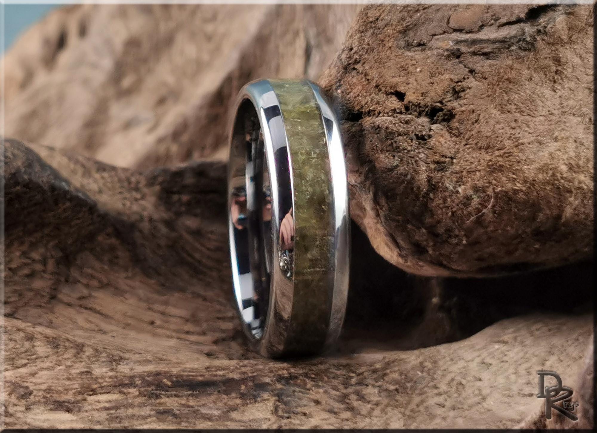 Domed Edge Tungsten Carbide Ring w/Mali Garnet (Grandite) inlay - metal ring