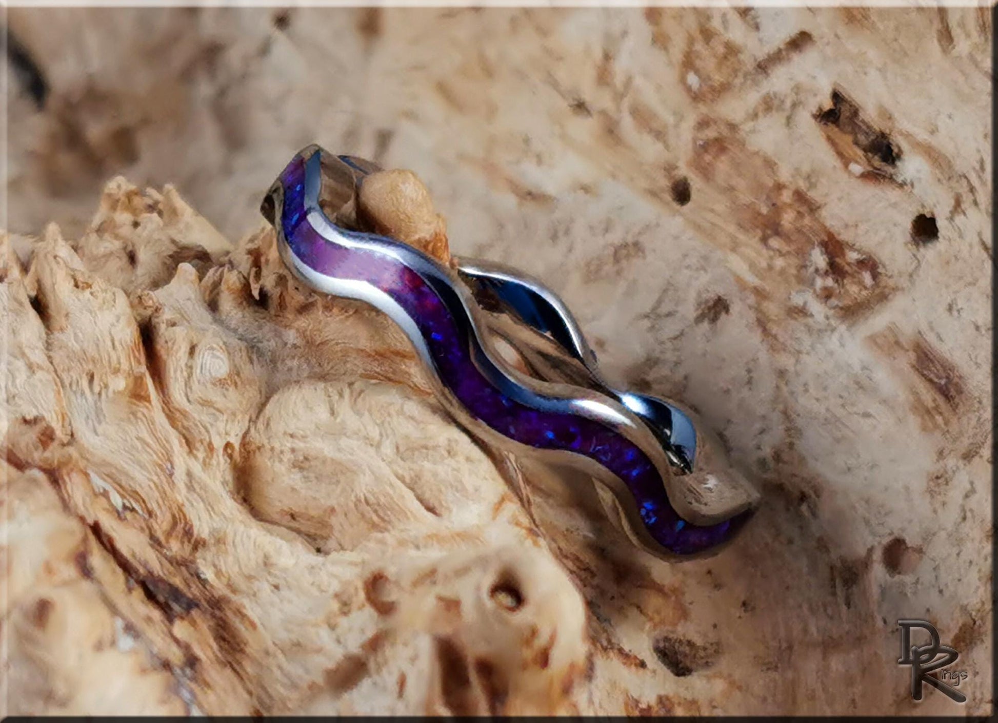 Titanium 4mm Clamshell Ring w/Waterlily Opal inlay - metal ring