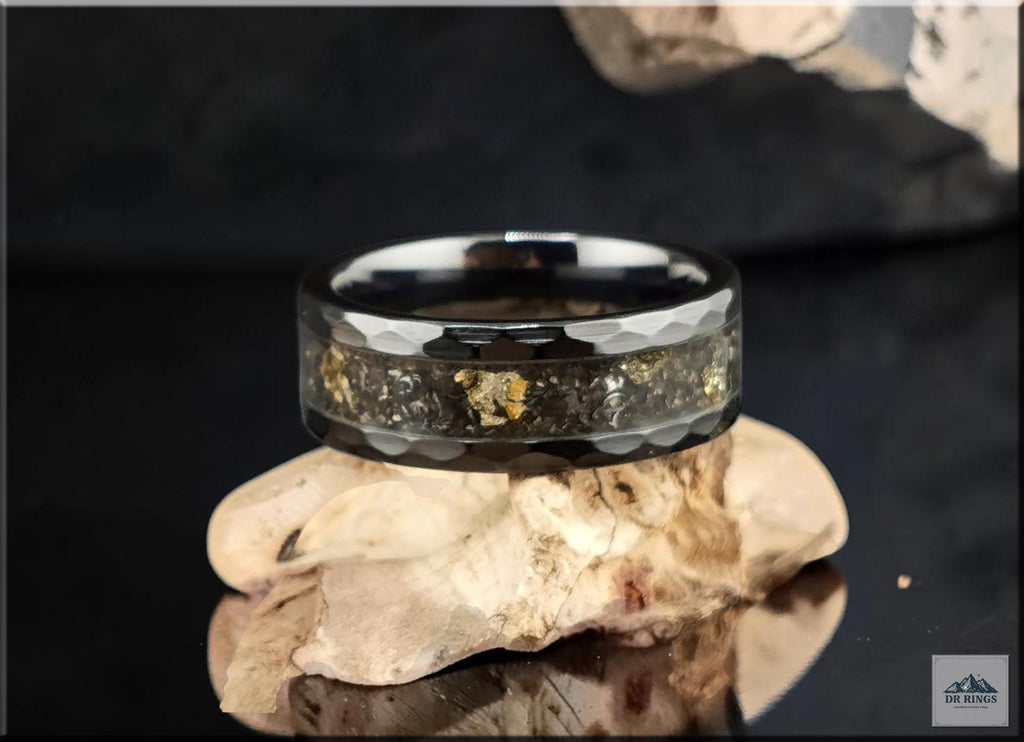 Hammered Black Ceramic Ring with Labradorite and Black Australian Opal inlay