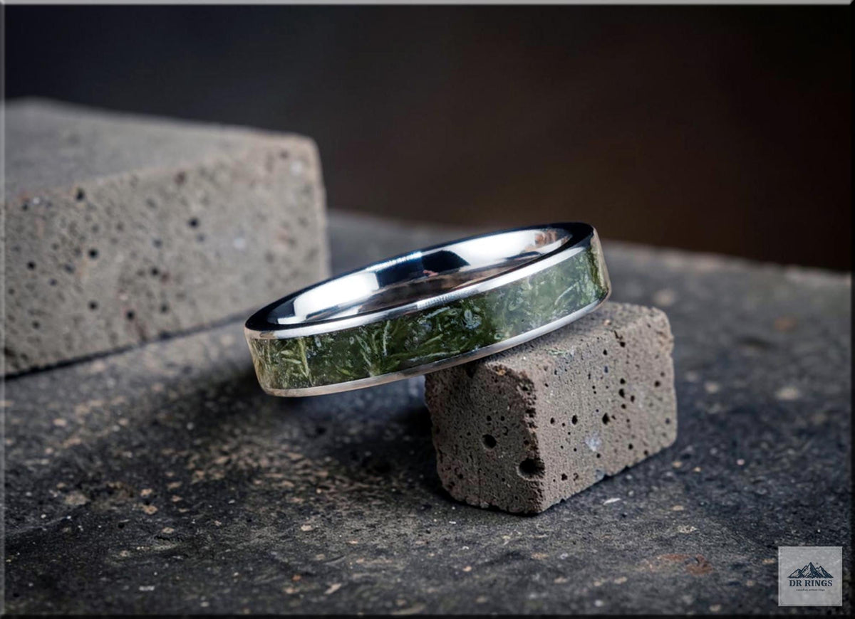 Titanium Ring with Genuine Sphagnum Moss inlay