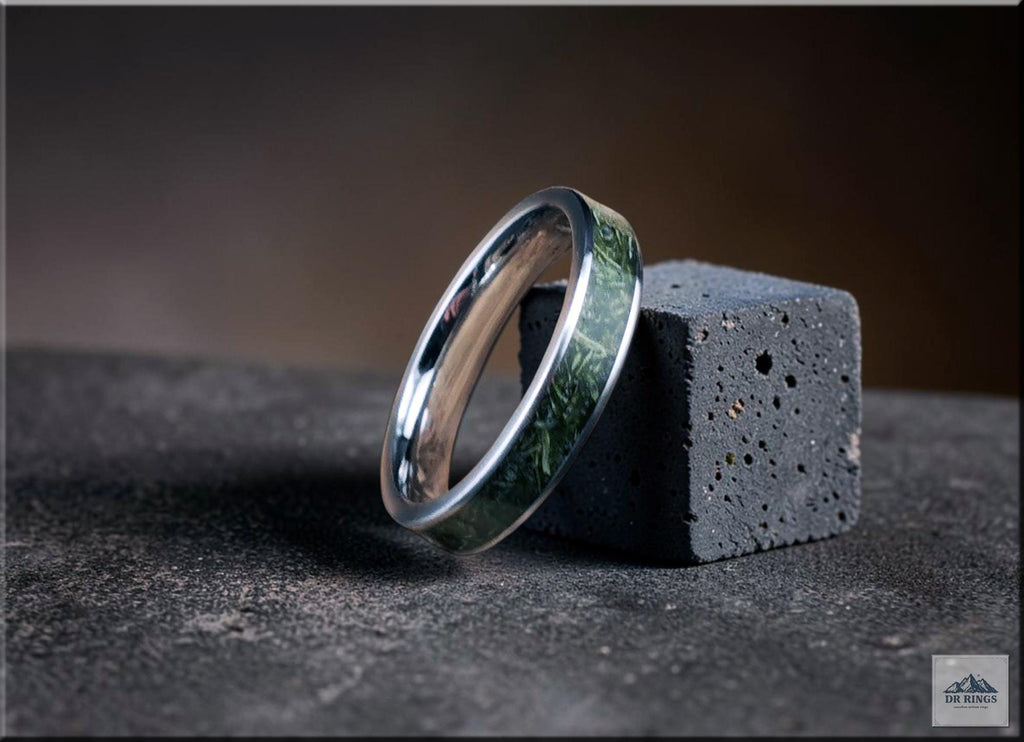 Titanium Ring with Genuine Sphagnum Moss inlay