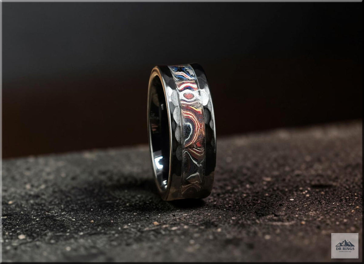 Hammered Black Ceramic Ring with Handset C6 Series Corvette Fordite inlay
