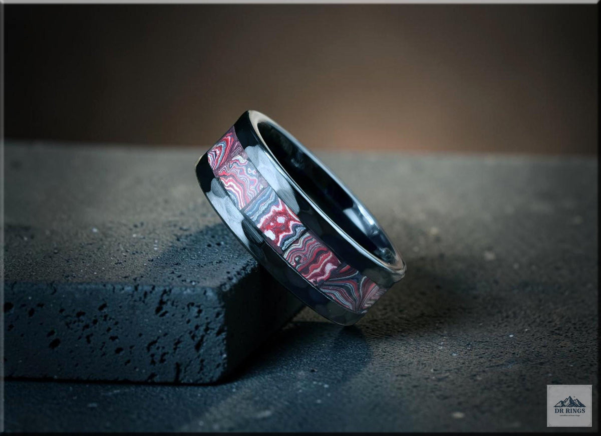 Hammered Black Ceramic Ring with Handset C8 Series Corvette Fordite inlay