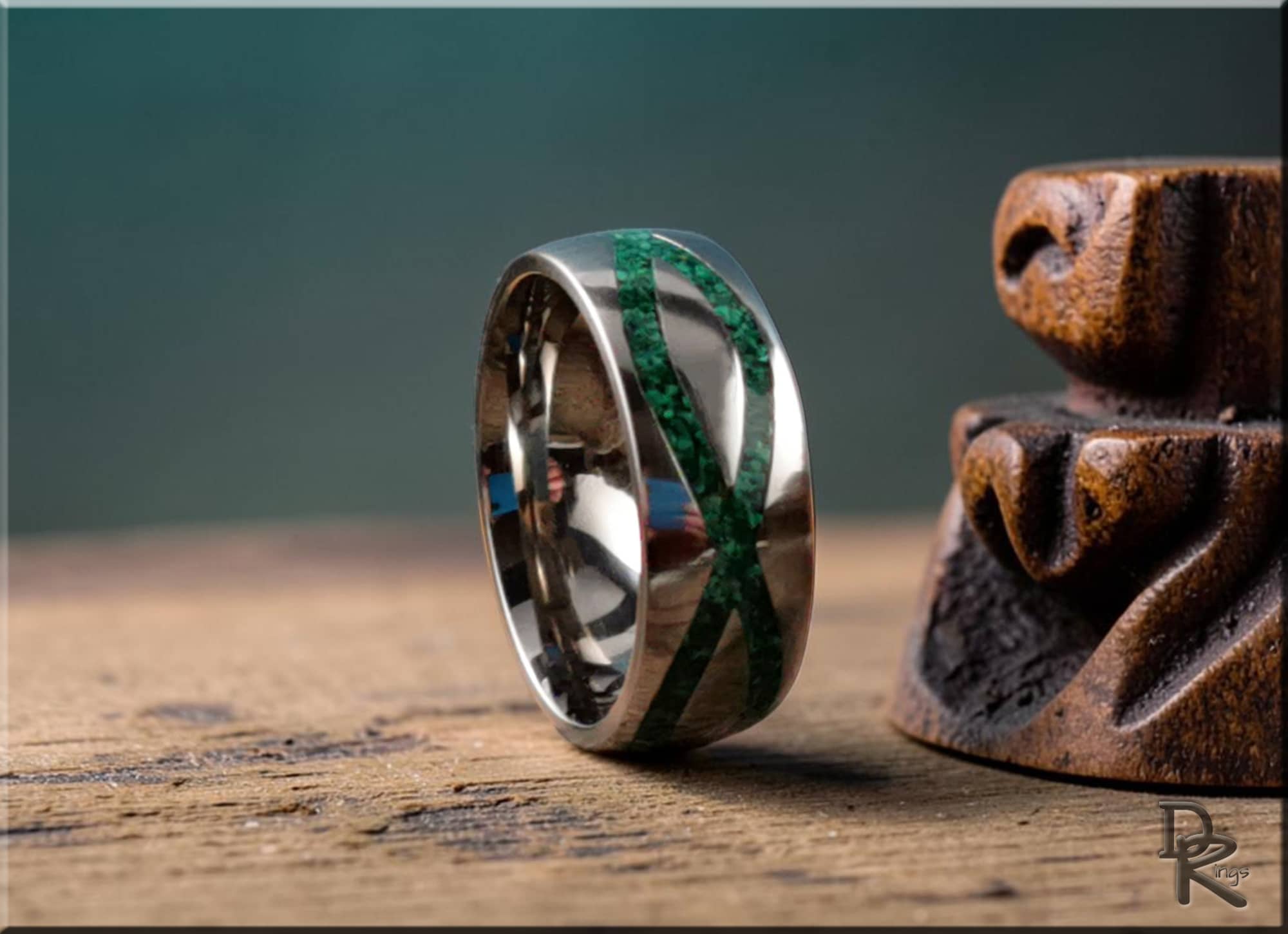 Titanium Ring with Green Malachite inlay, 'Malachite Infinity'