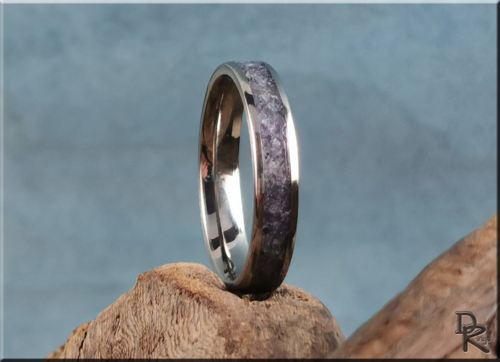DR Rings titanium ring with inlay featuring a polished silver band and textured dark inlay detail