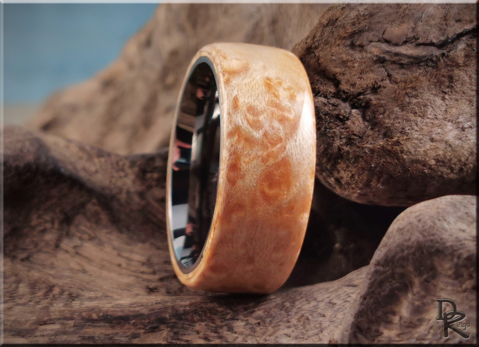 Bentwood Ring - Birdseye Maple on titanium ring core - wood ring